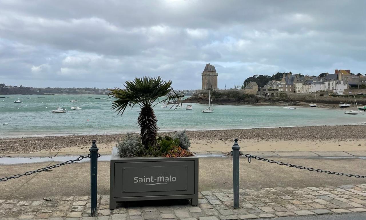 Chez TROTRO Apartman Saint-Pierre-de-Plesguen Kültér fotó